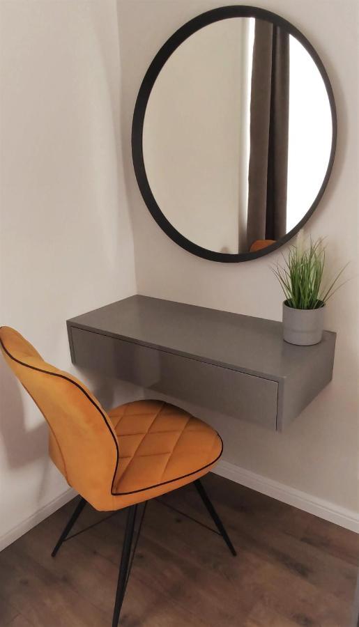 Helena Studio Apartman Шіофок Екстер'єр фото