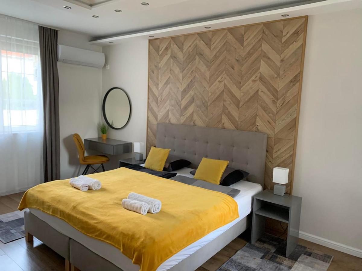Helena Studio Apartman Шіофок Екстер'єр фото
