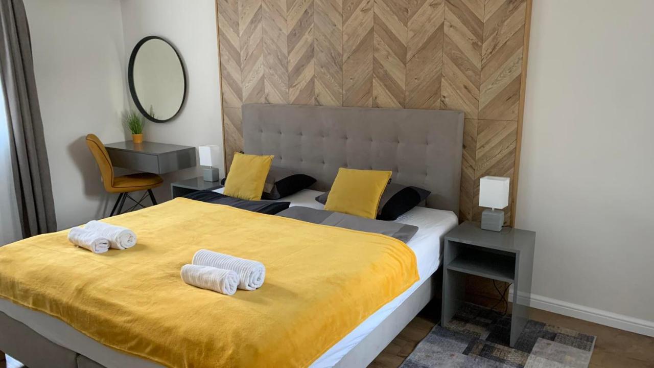 Helena Studio Apartman Шіофок Екстер'єр фото